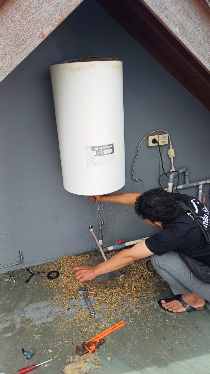 Relokasi Water Heater